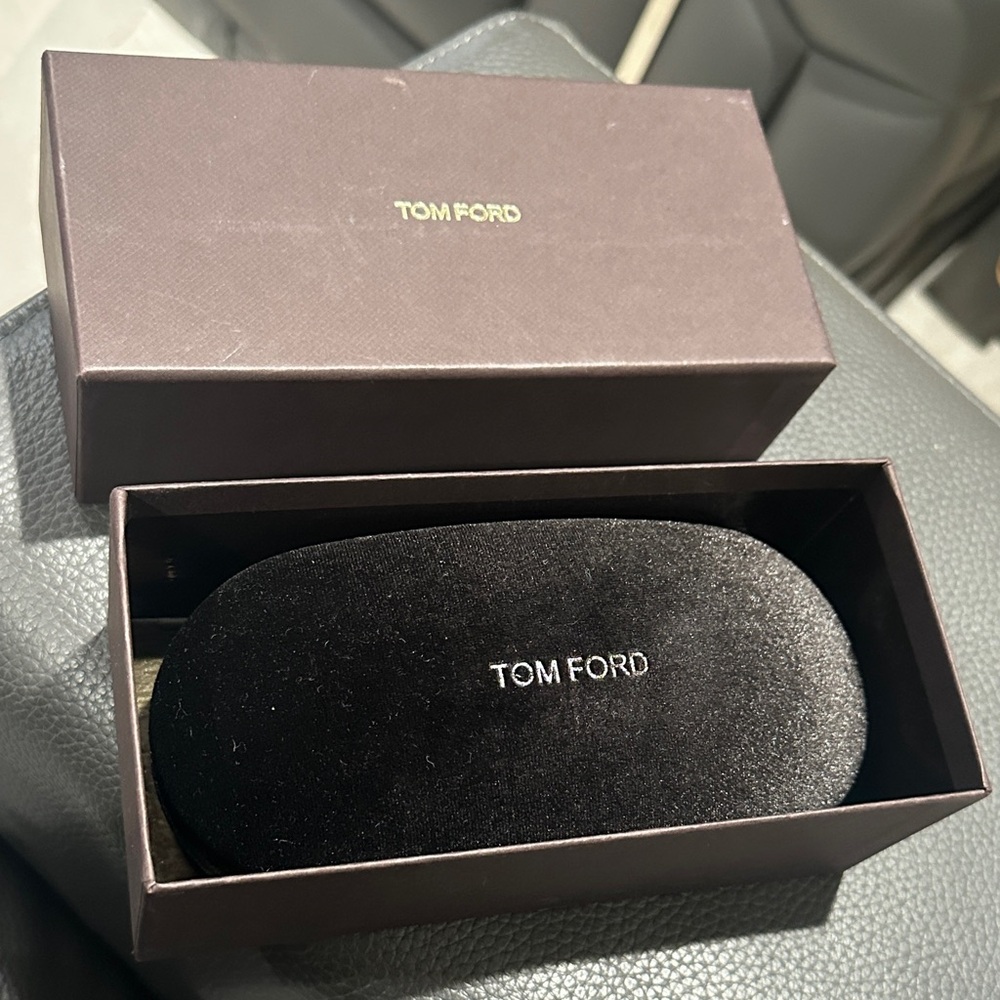 Tom Ford sunglasses - Picture 3 of 10